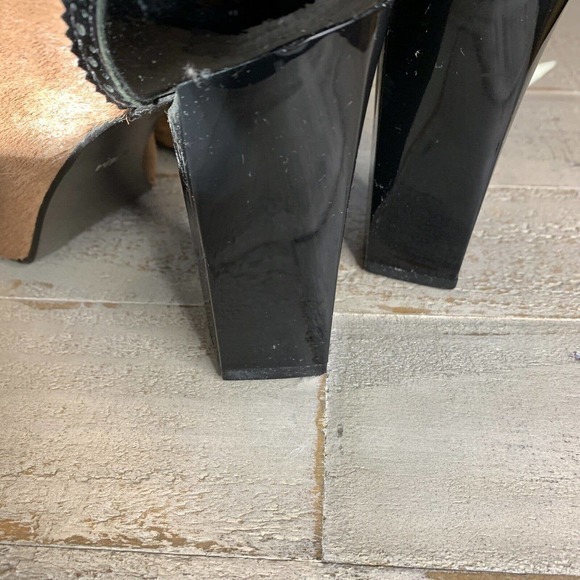 DVF Diane Von Furstenberg Pony Hair Peep Toe Heels Size‎ 7.5 Pumps Black Patent - Picture 3 of 7